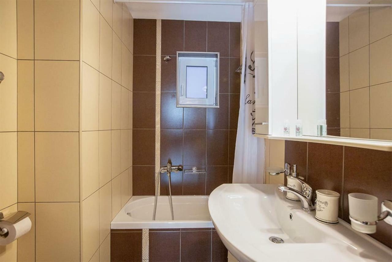V Luxury Apartment 4 Ioannina Exterior photo